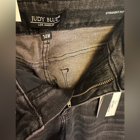 Judy Blue High Waist Straight Fit Jeans Black Wash 14W NEW - Picture 3 of 9
